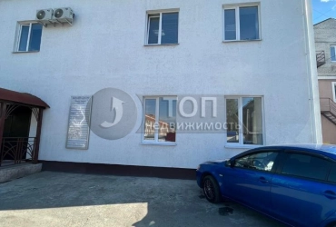 Сдается офисное помещение 40 кв.м. в отдельно стоящем здании по ул.Гагарина 7.